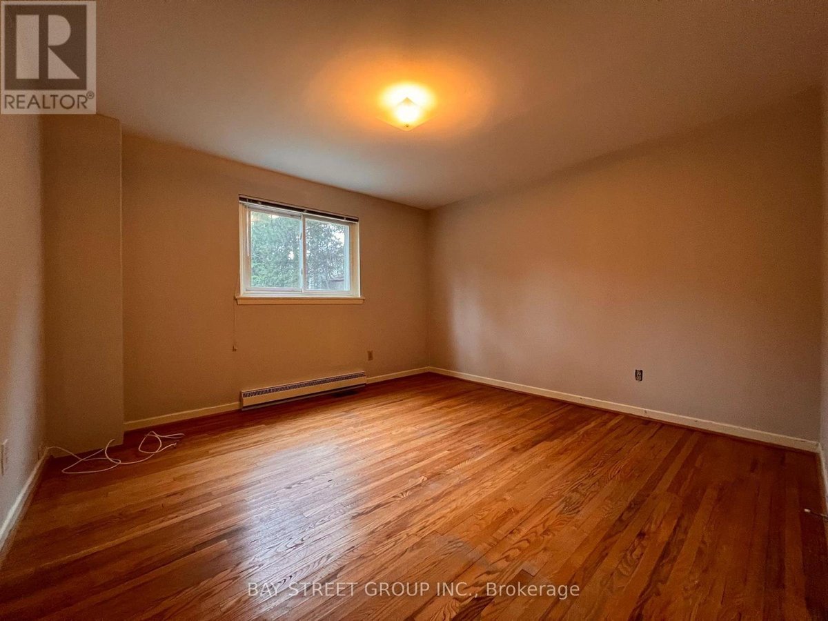 3195 VALMARIE AVENUE - Photo 17