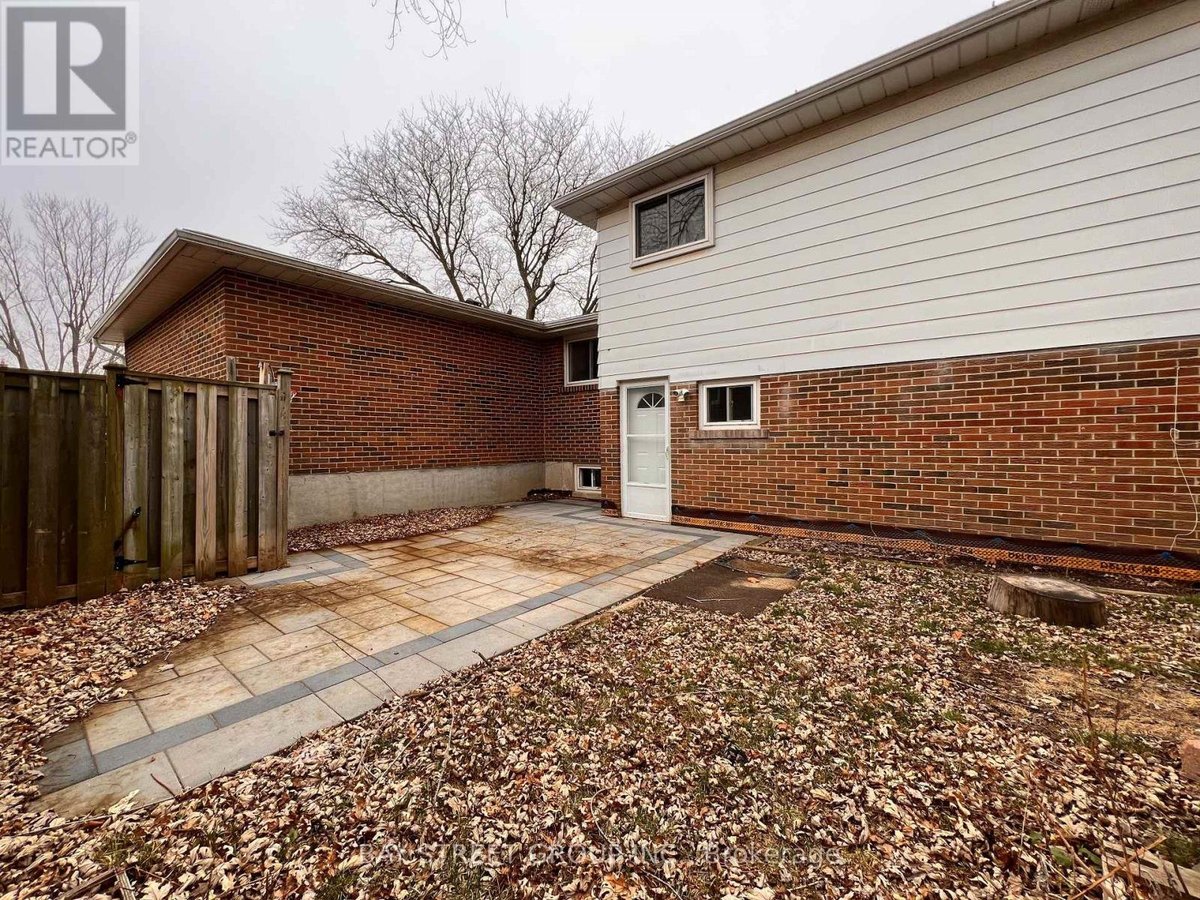 3195 VALMARIE AVENUE - Photo 20