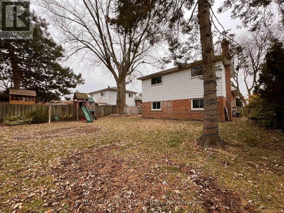 3195 VALMARIE AVENUE - Photo 23