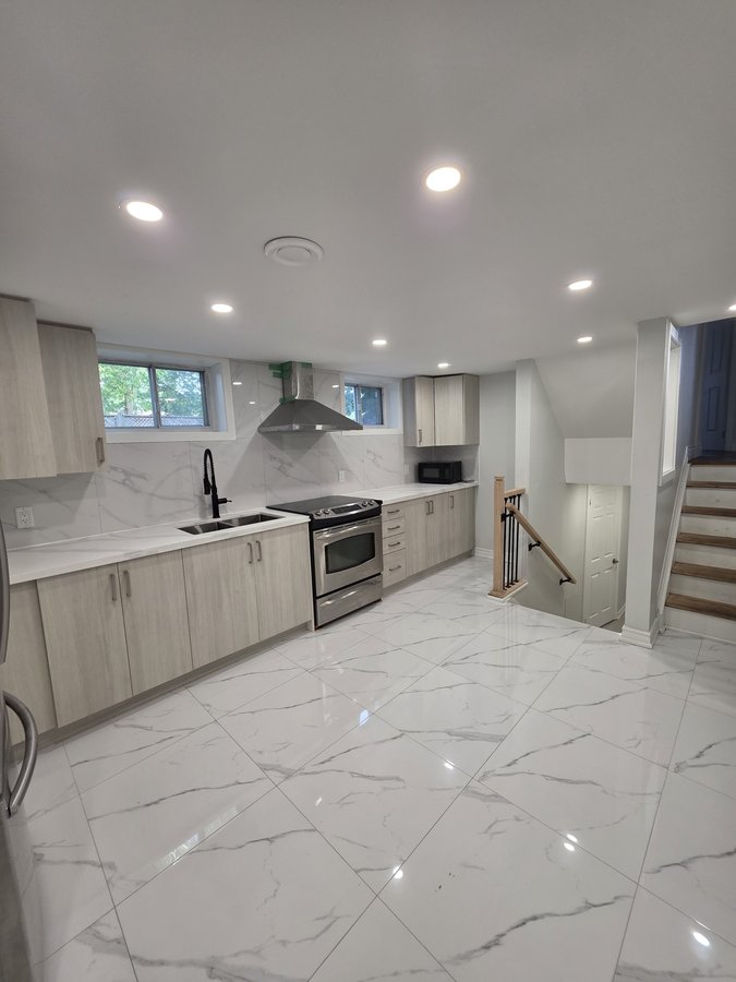 1822 Bonnymede Drive - Photo 2