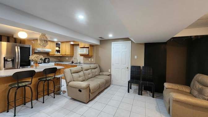Hurontario - Photo 5