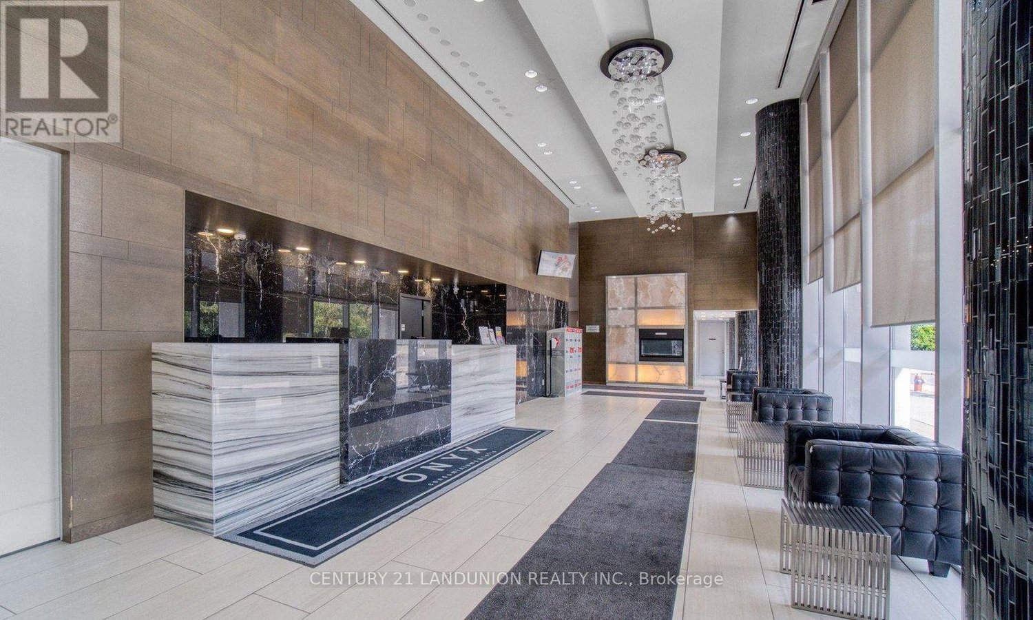 2113 - 223 WEBB DRIVE - Photo 2
