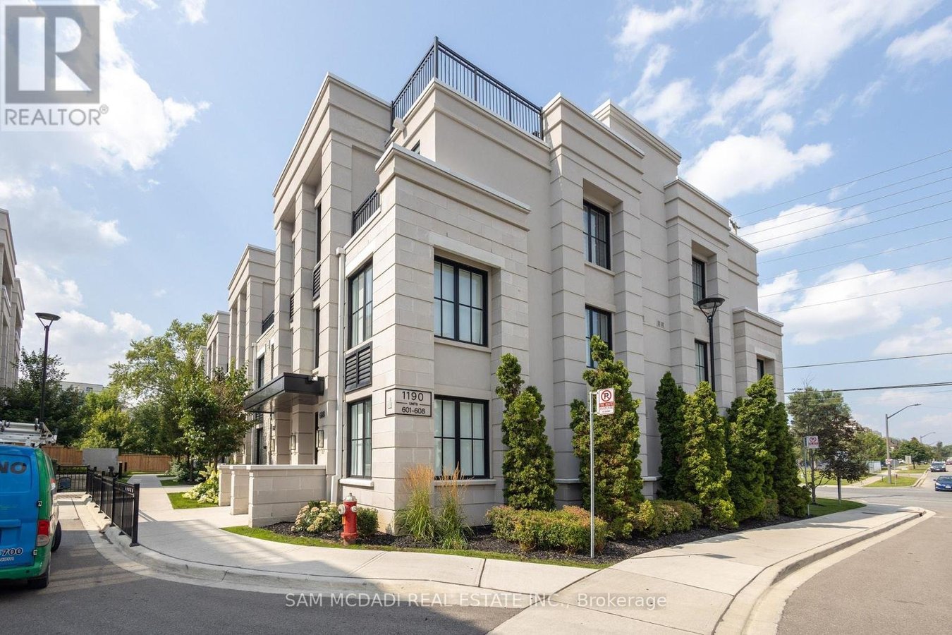 603 - 1190 CAWTHRA ROAD - Photo 1