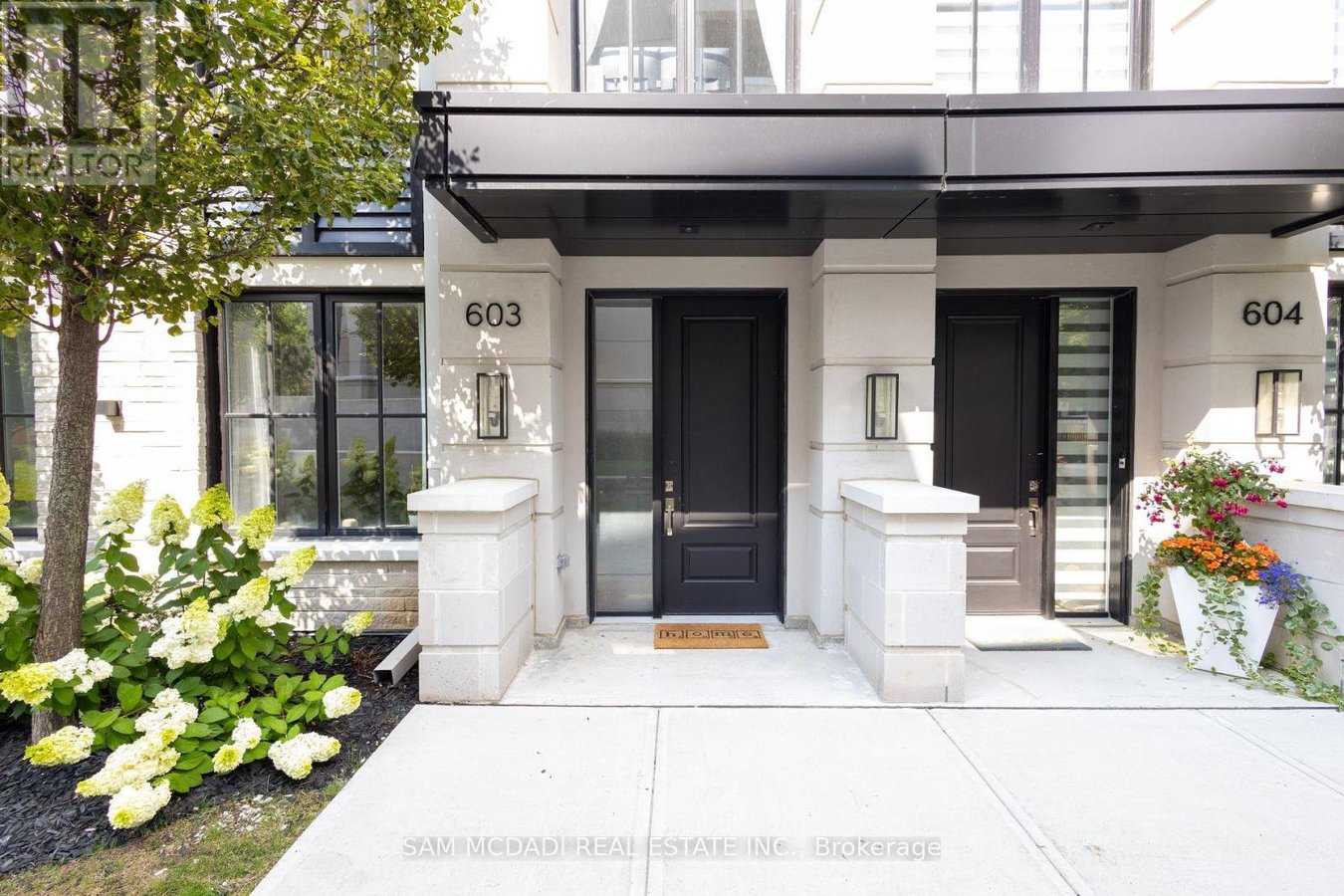 603 - 1190 CAWTHRA ROAD - Photo 2