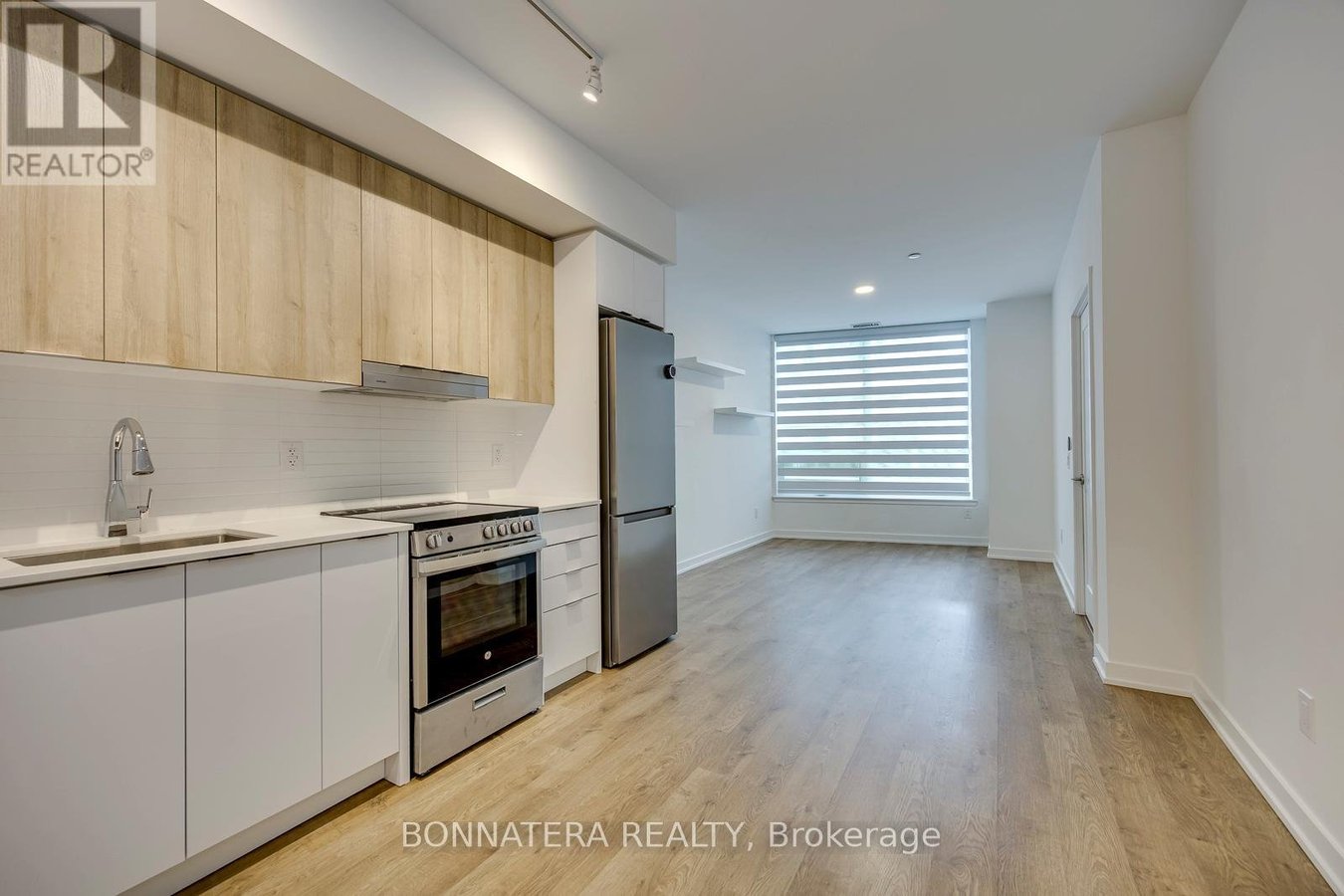 408 - 5105 HURONTARIO STREET - Photo 15