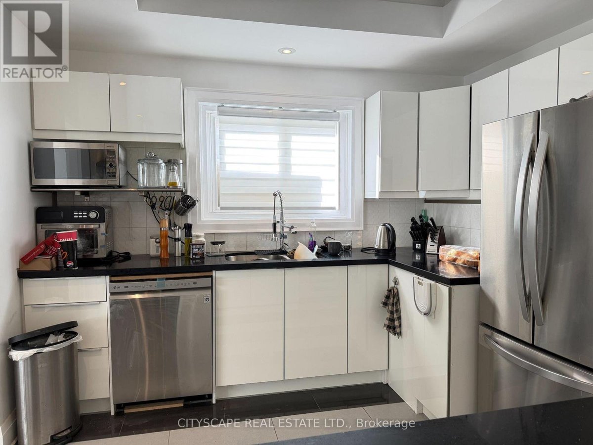 UPPER - 135 BONHAM BOULEVARD - Photo 14