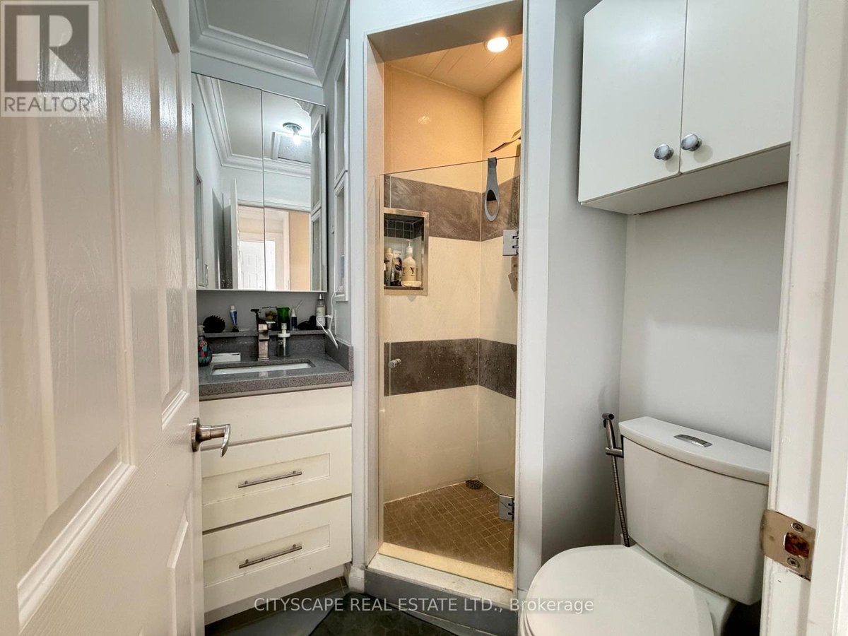 UPPER - 135 BONHAM BOULEVARD - Photo 25