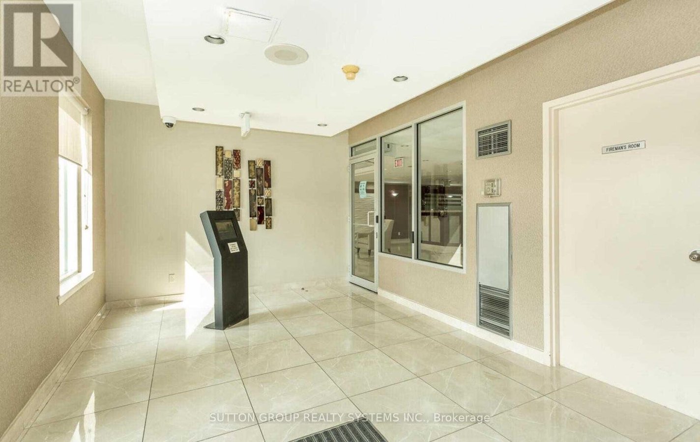 1805 - 135 HILLCREST AVENUE - Photo 4