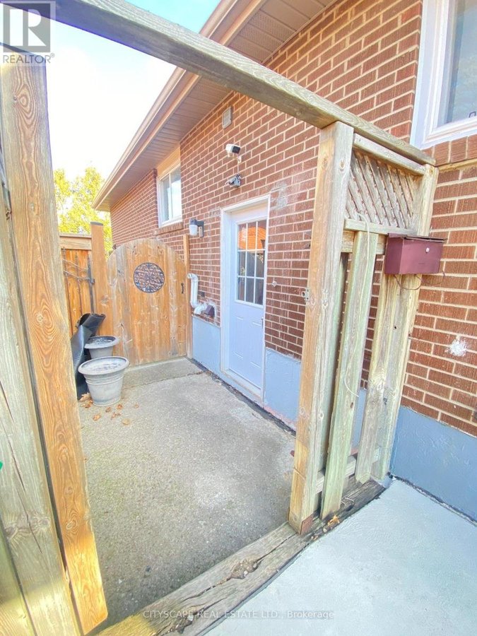 BSMT A - 135 BONHAM BSMT BOULEVARD - Photo 14