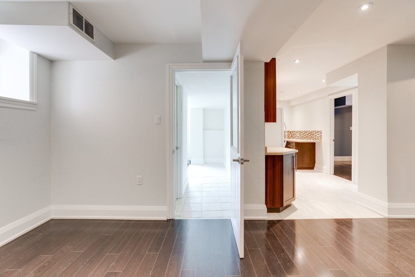 5674 Whitehorn Avenue - Photo 8