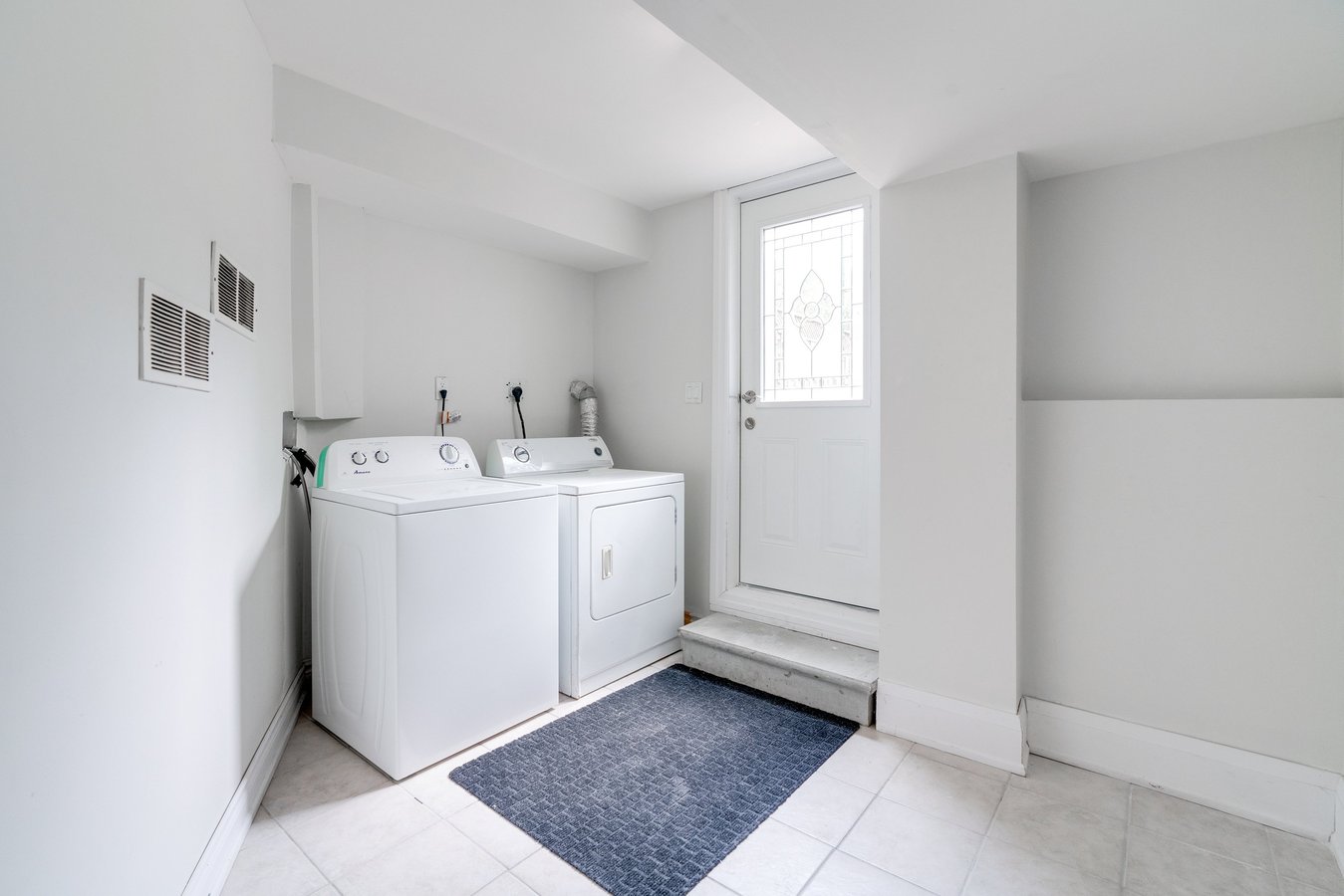 5674 Whitehorn Avenue - Photo 7