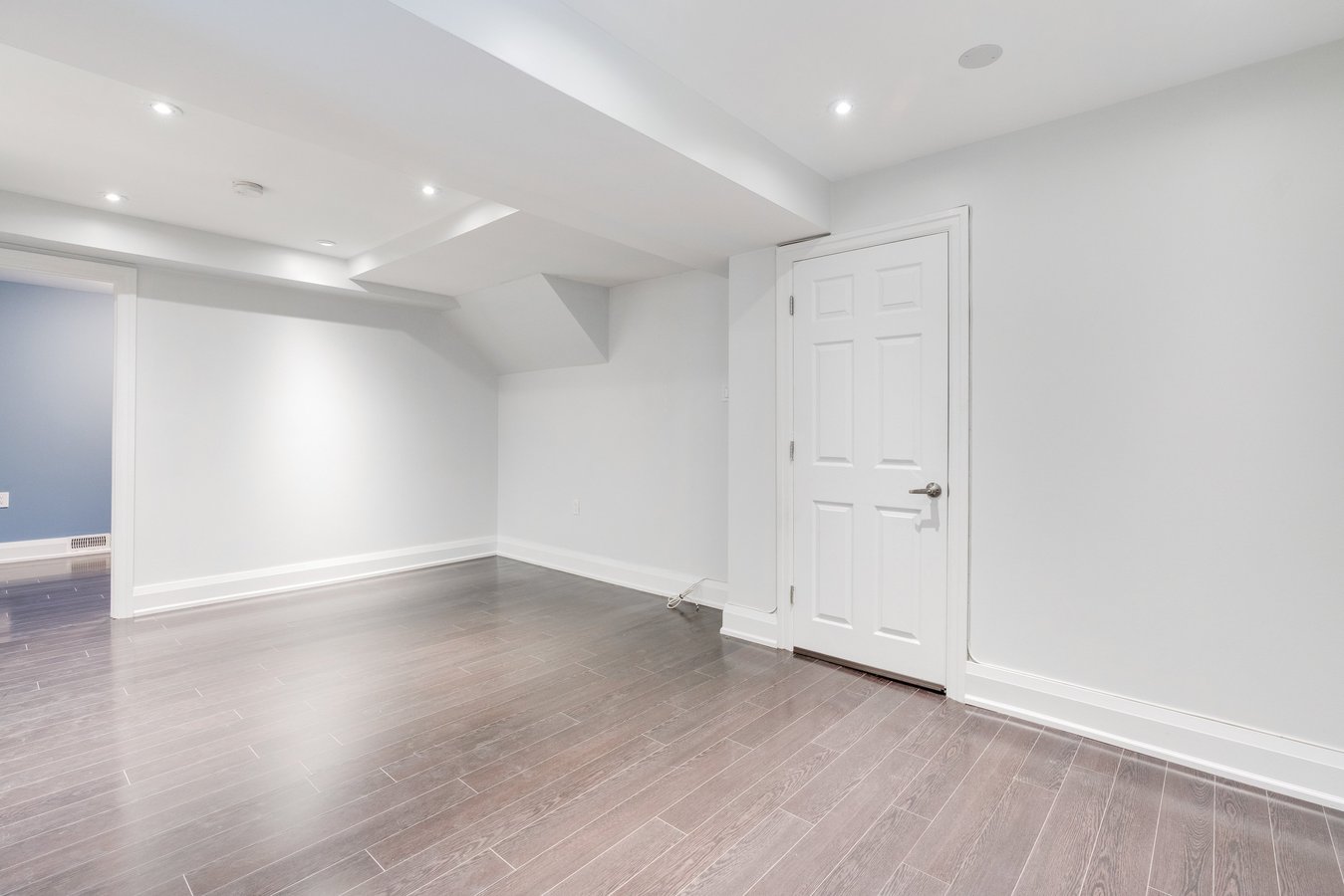 5674 Whitehorn Avenue - Photo 10
