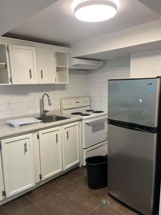 654 Shetani Place - Photo 4