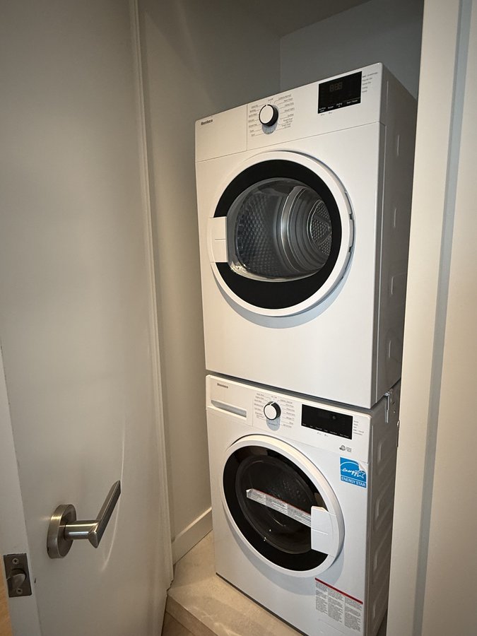448 Burnhamthorpe Road West - Photo 6