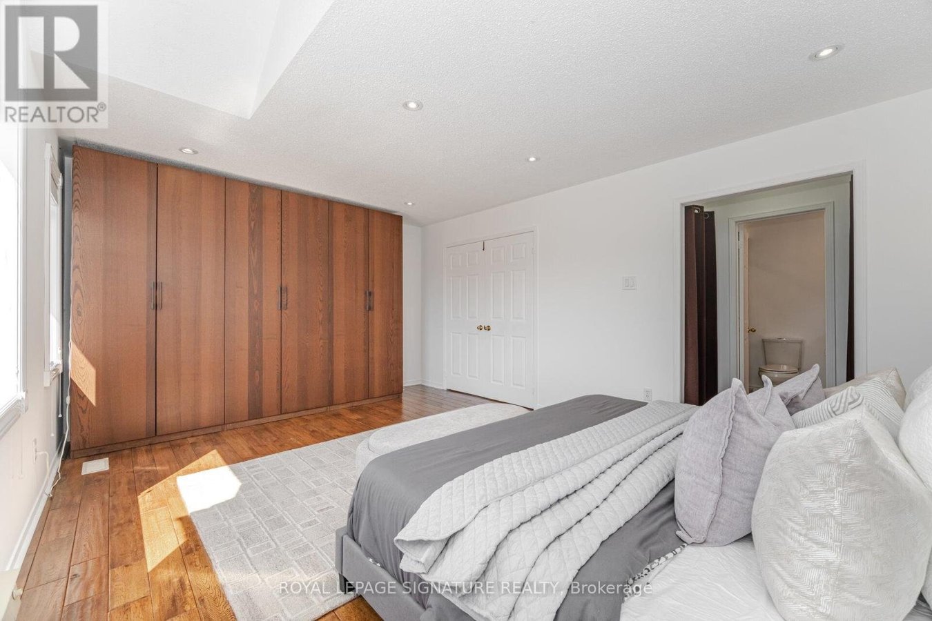 5217 FALLINGBROOK DRIVE - Photo 35
