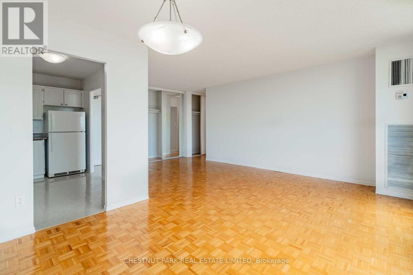 1412 - 150 LAKESHORE ROAD W - Photo 8