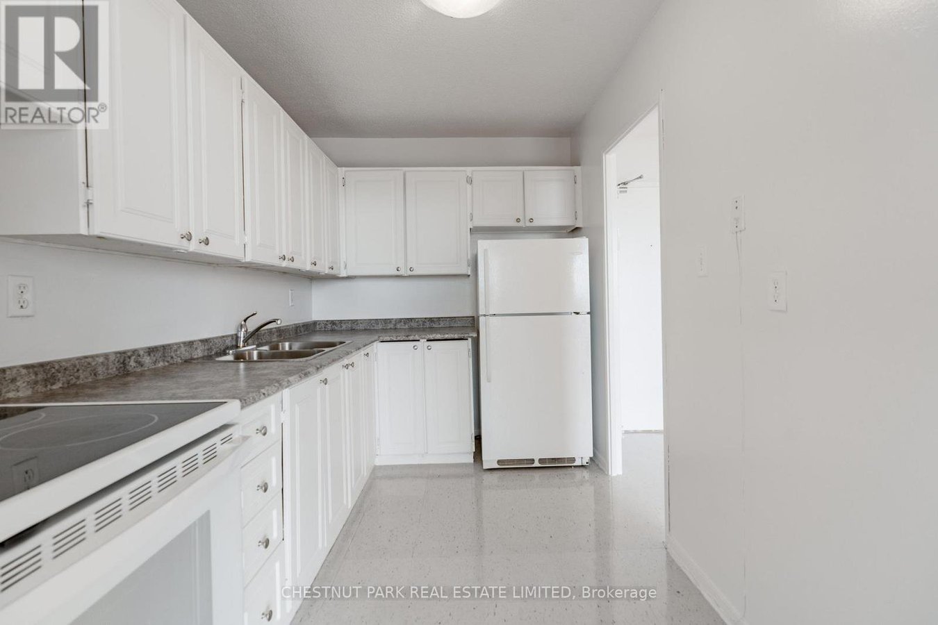 1412 - 150 LAKESHORE ROAD W - Photo 10