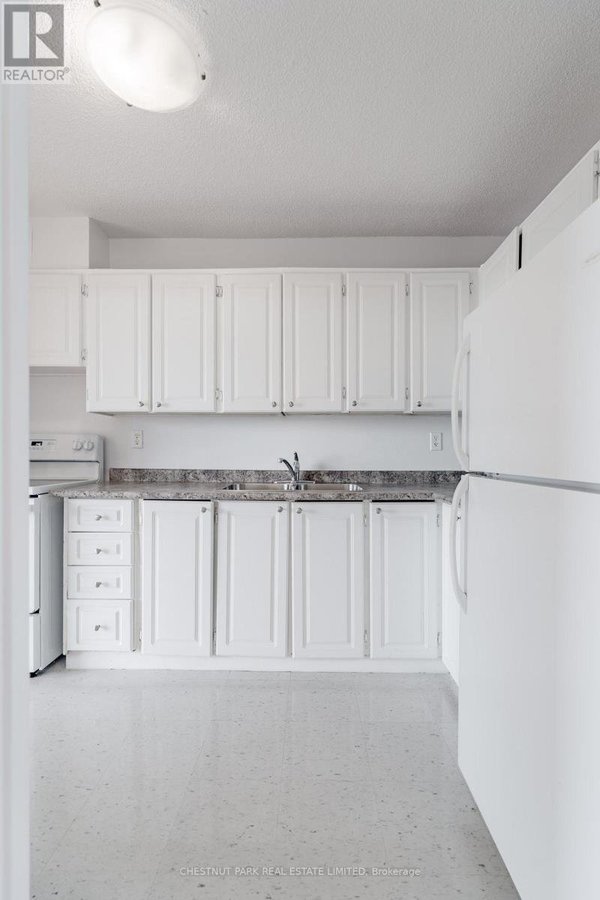 1412 - 150 LAKESHORE ROAD W - Photo 15