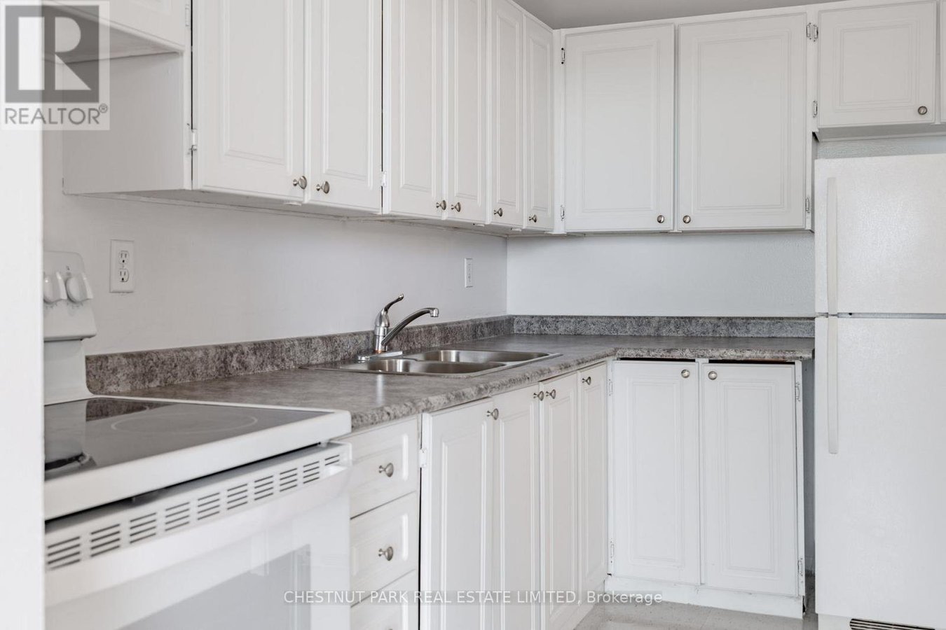 1412 - 150 LAKESHORE ROAD W - Photo 18