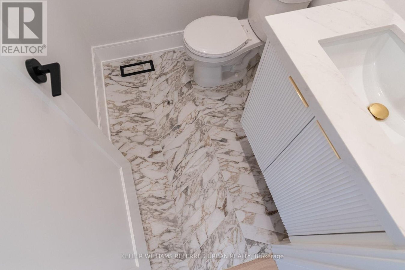 37 WESLEY AVENUE - Photo 8