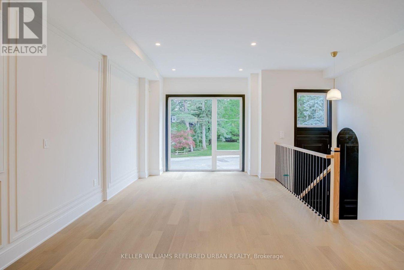 37 WESLEY AVENUE - Photo 12