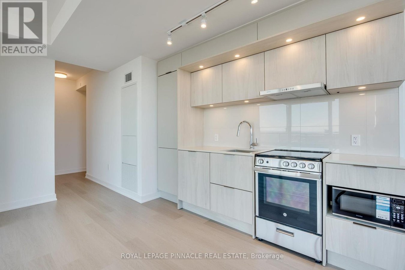 4511 - 448 BURNHAMTHORPE ROAD - Photo 16