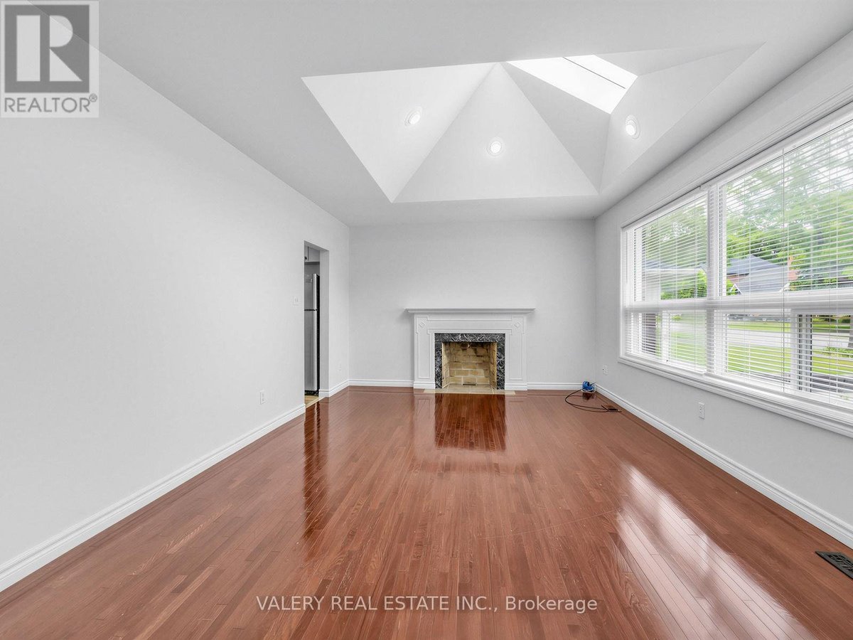 MAIN - 1366 APPLEWOOD ROAD - Photo 3