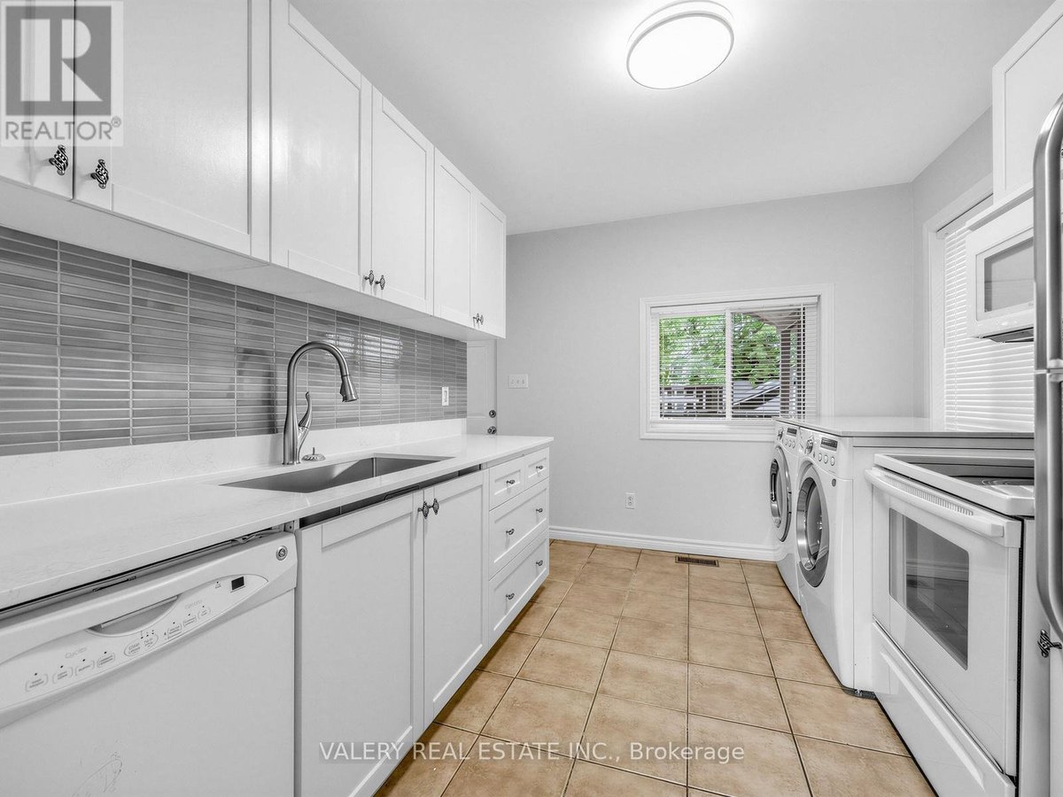 MAIN - 1366 APPLEWOOD ROAD - Photo 6