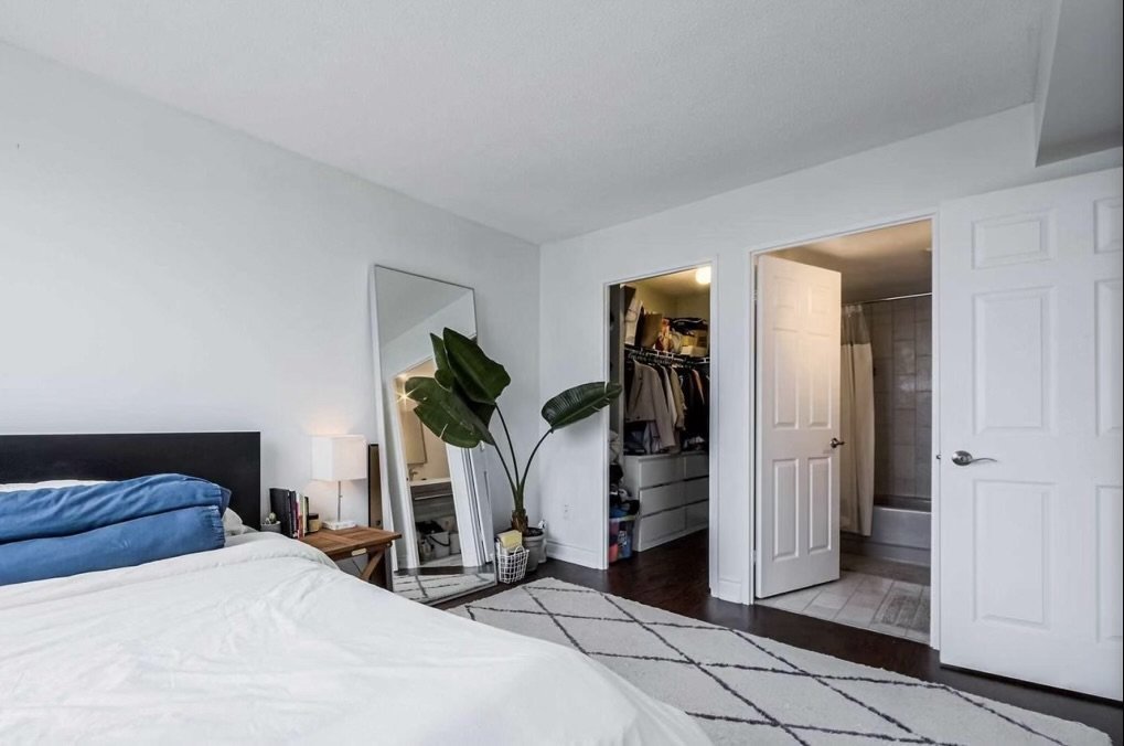 285 Enfield Place - Photo 5