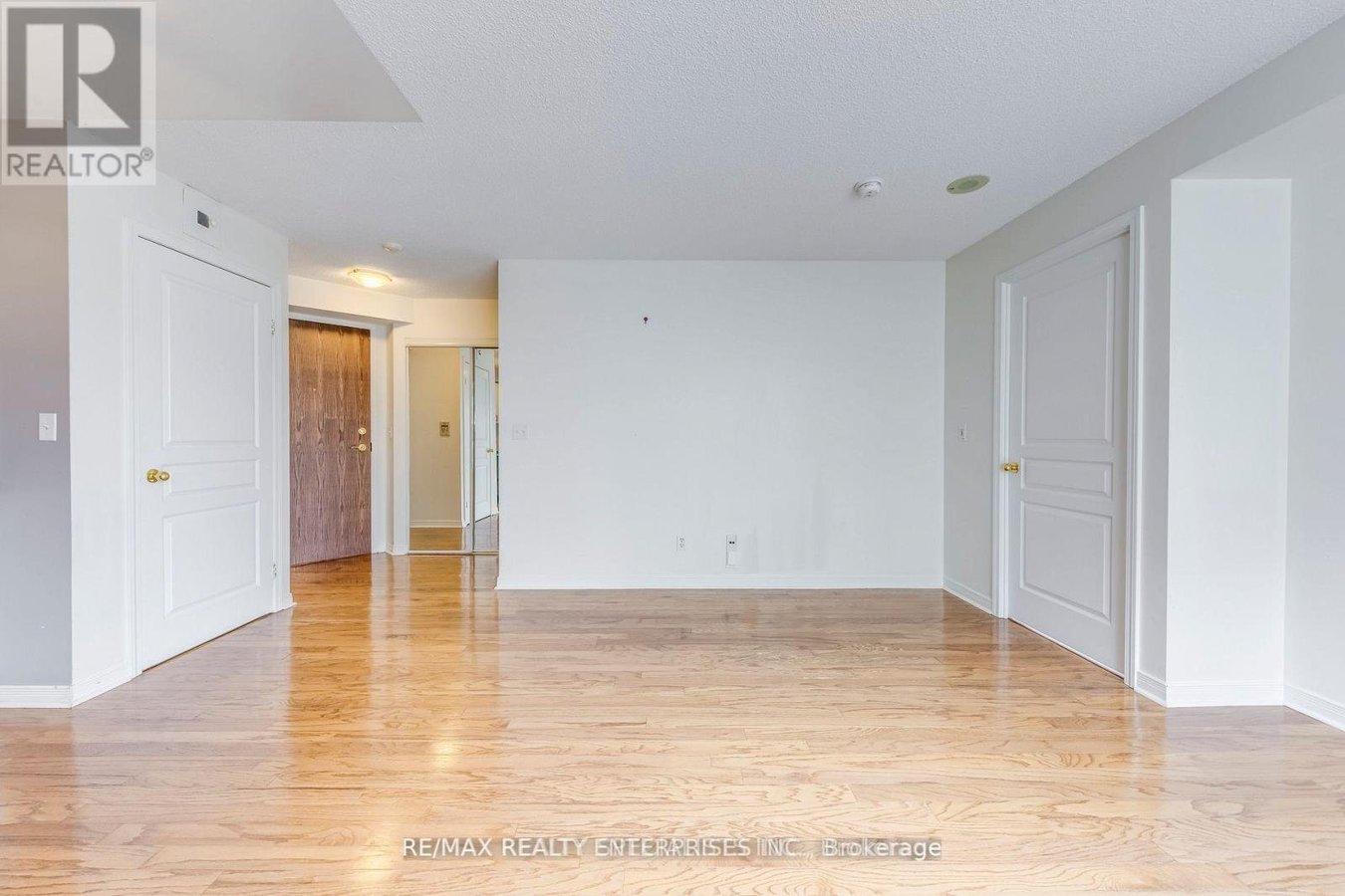 1409 - 2545 ERIN CENTRE BOULEVARD N - Photo 4