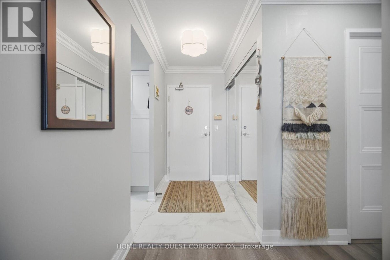 1402 - 325 WEBB DRIVE - Photo 4