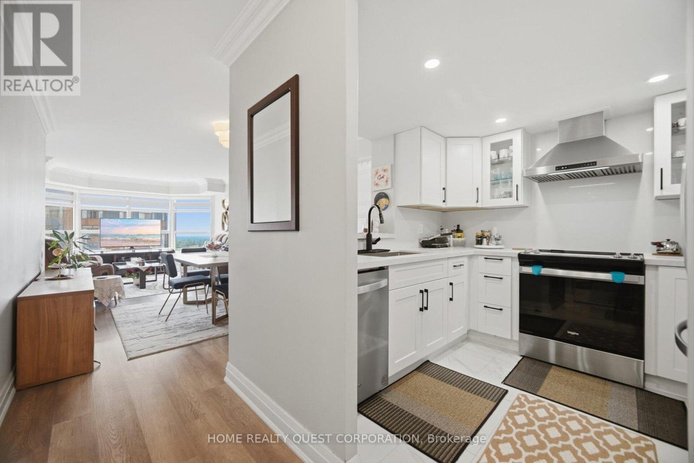 1402 - 325 WEBB DRIVE - Photo 6