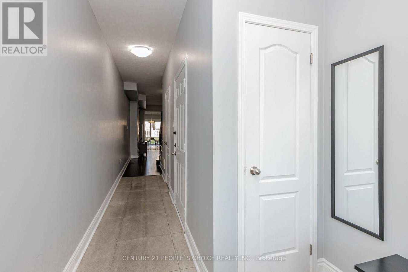 UPPER - 973 FRANCINE CRESCENT - Photo 9