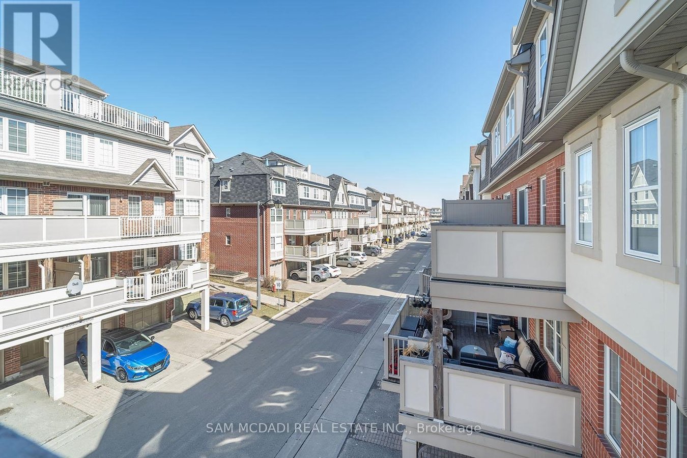 2 - 639 DUNDAS STREET W - Photo 12