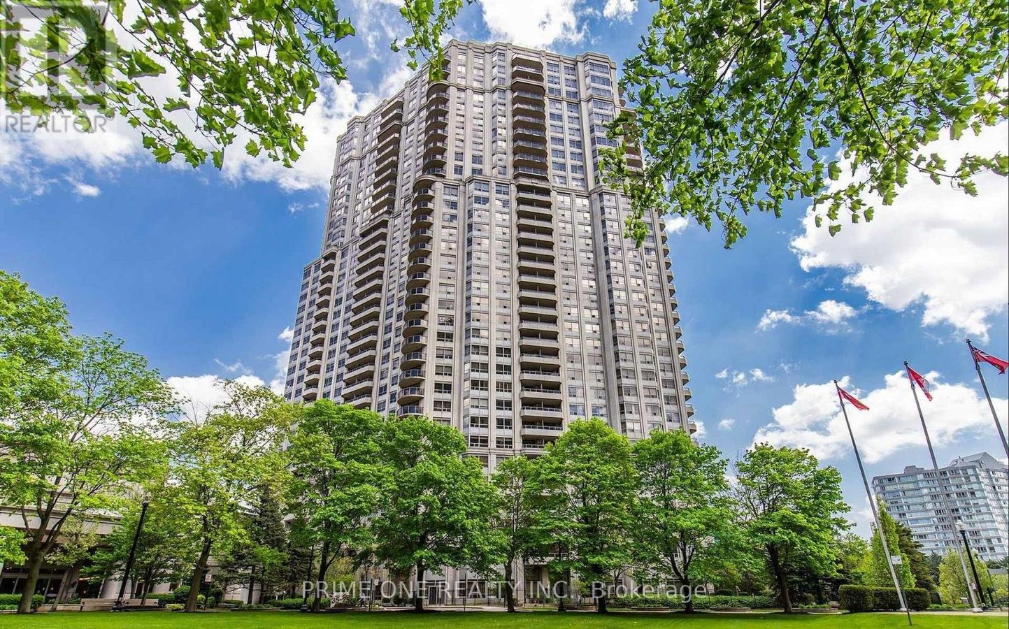 1421 - 25 KINGSBRIDGE GARDEN CIRCLE - Photo 1