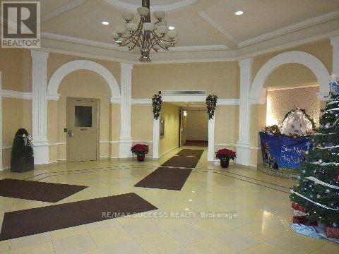 701 - 220 FORUM DRIVE - Photo 3