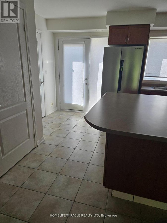 5 - 3120 BOXFORD CRESCENT - Photo 10