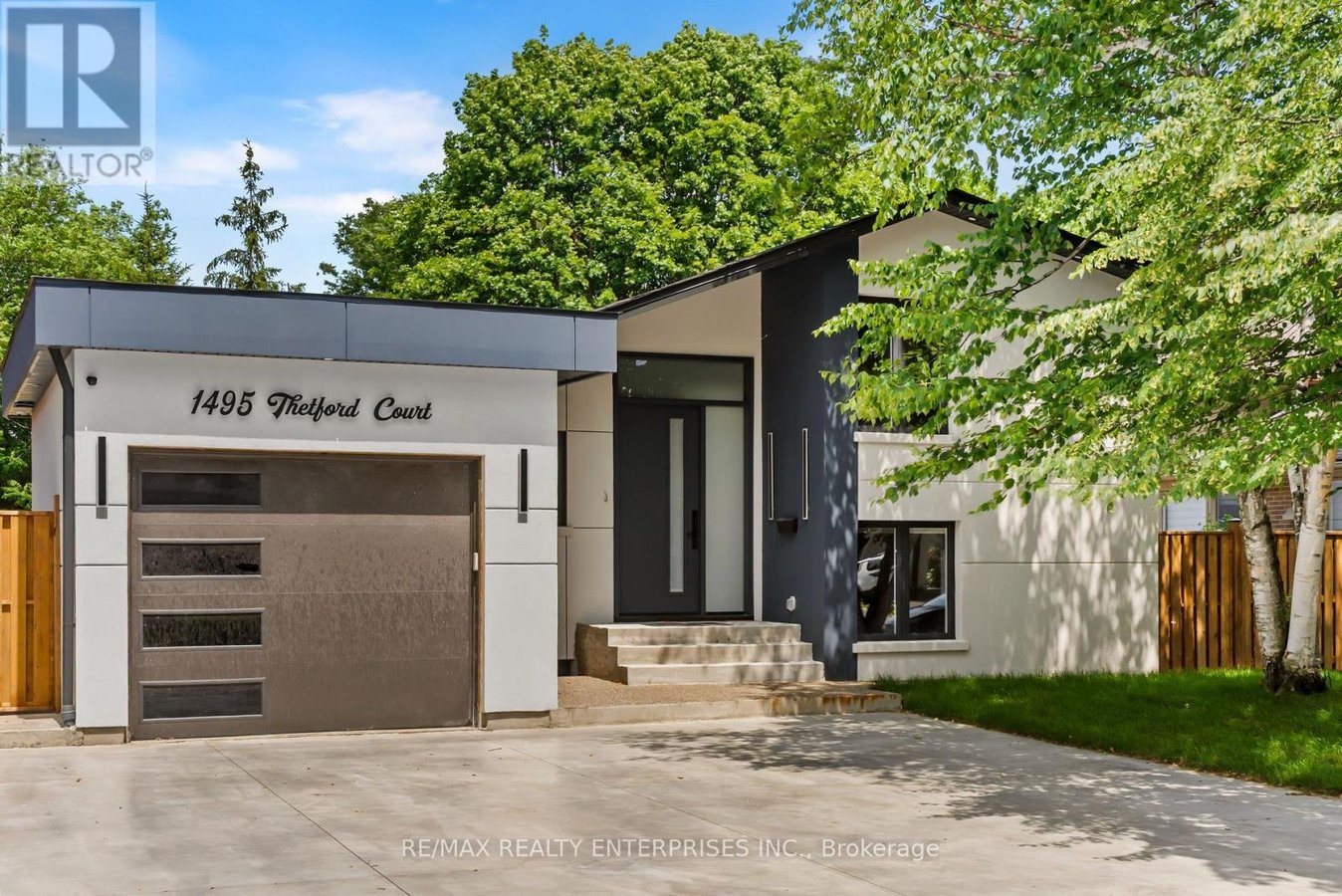 1495 THETFORD COURT - Photo 4