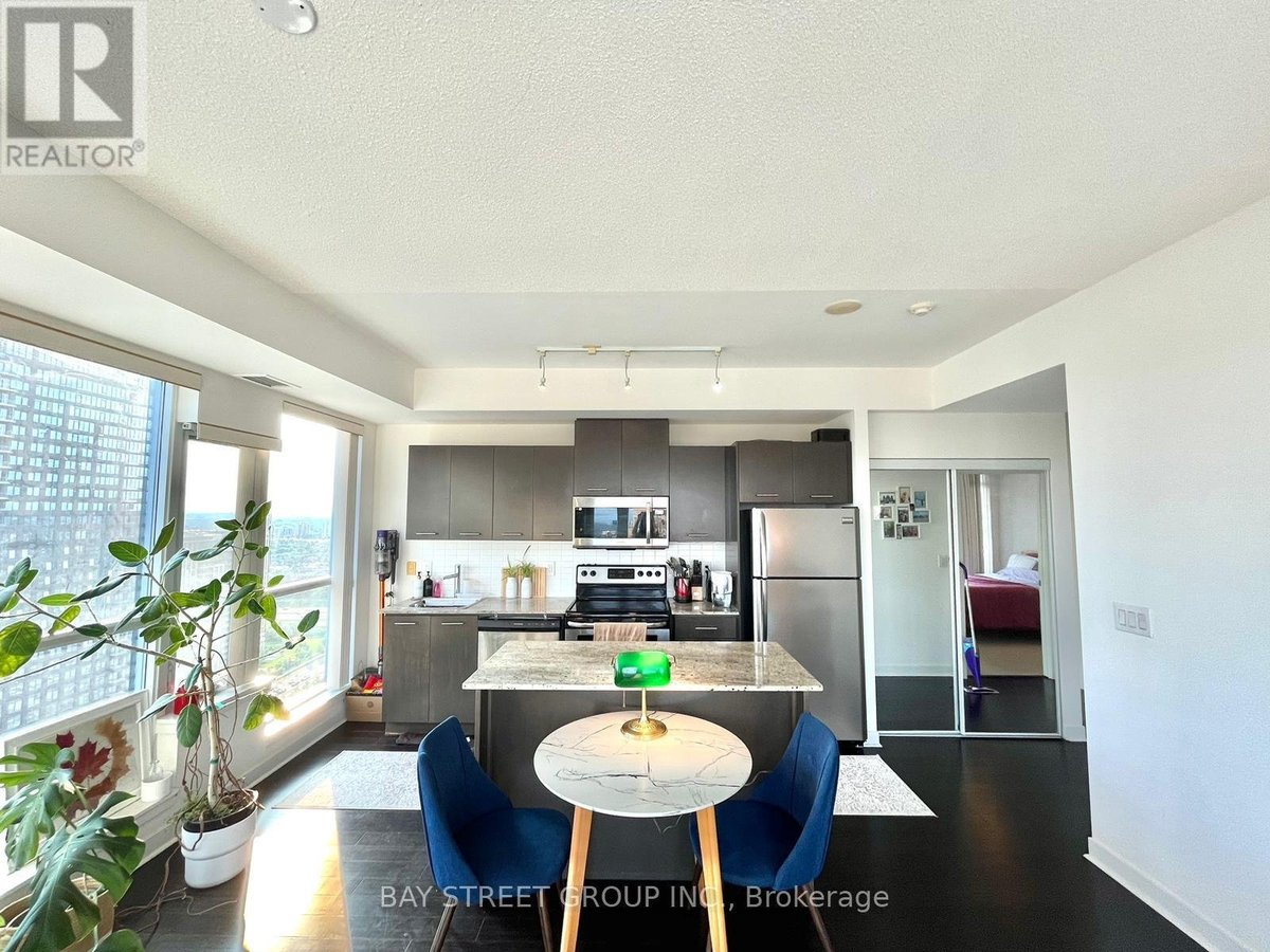 2905 - 360 SQUARE ONE DRIVE - Photo 3