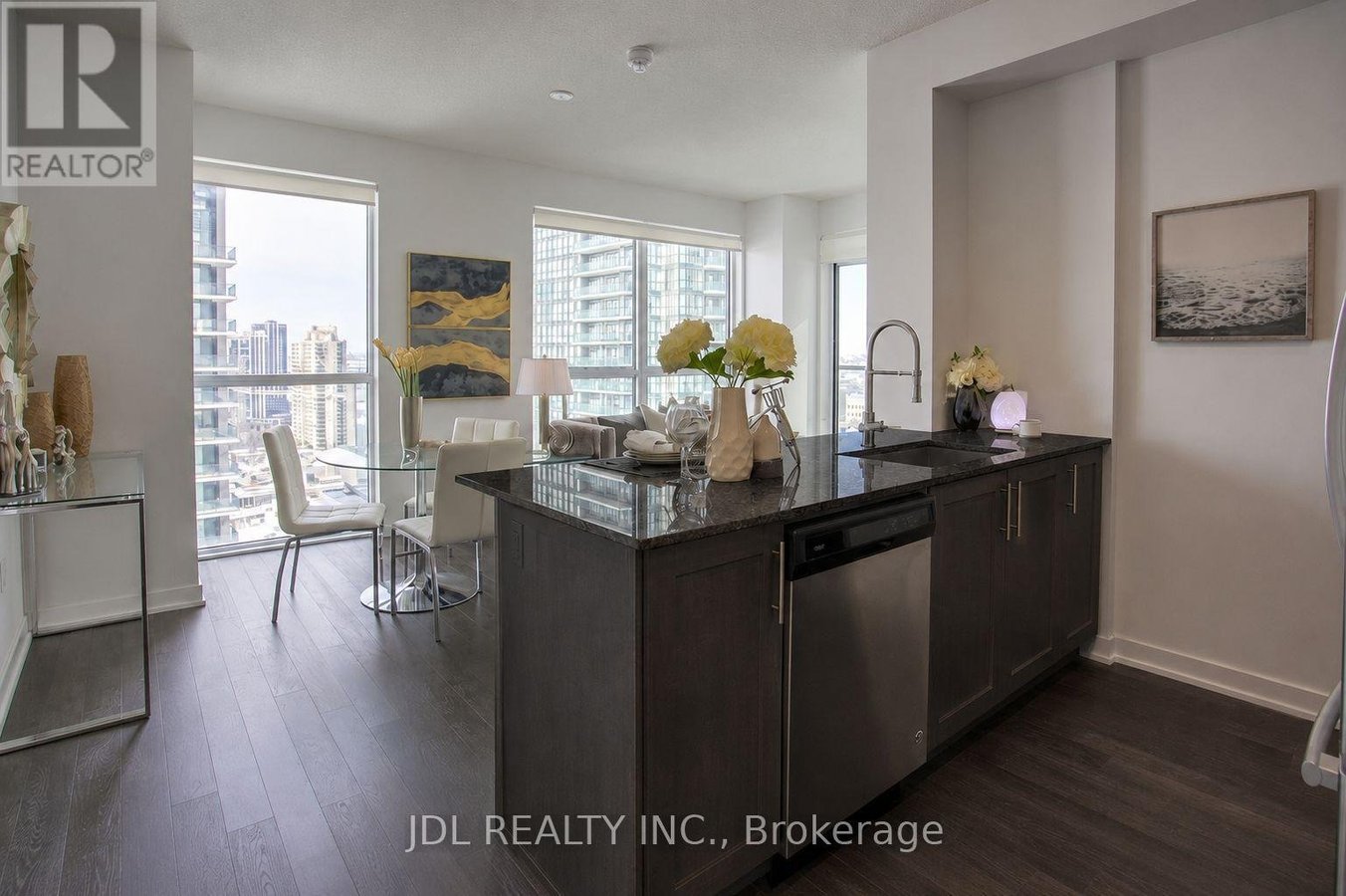 815 - 4055 PARKSIDE VILLAGE DRIVE - Photo 1