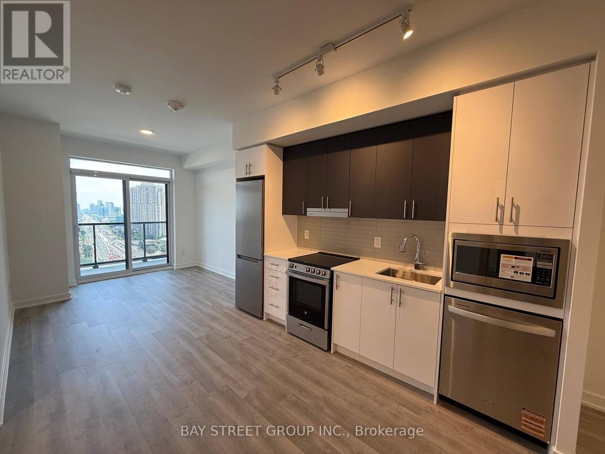 1703 - 5105 HURONTARIO STREET - Photo 2