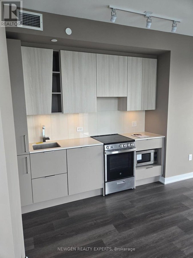 4309 - 3900 CONFEDERATION PARKWAY - Photo 3