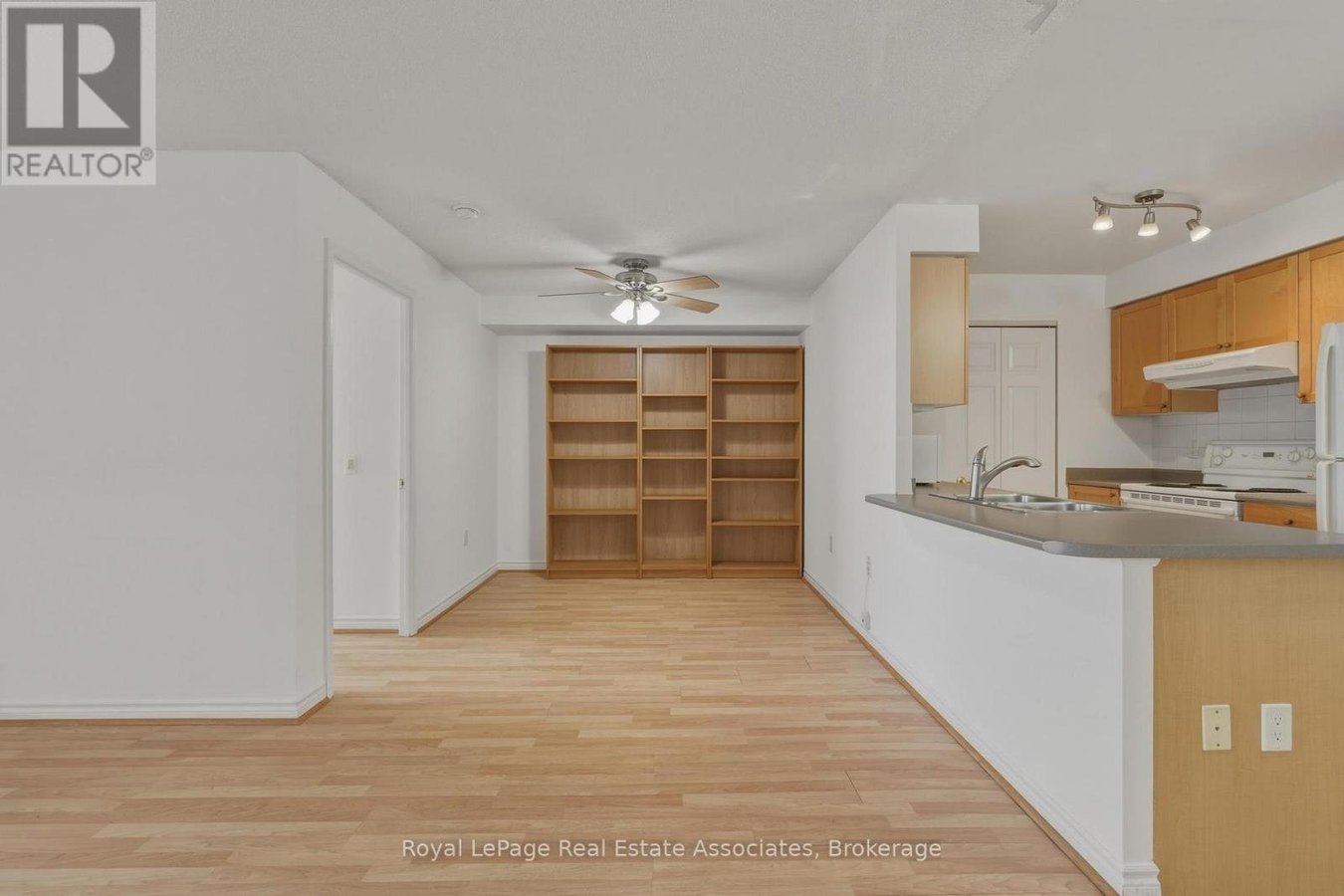 1202 - 55 STRATHAVEN DRIVE - Photo 13