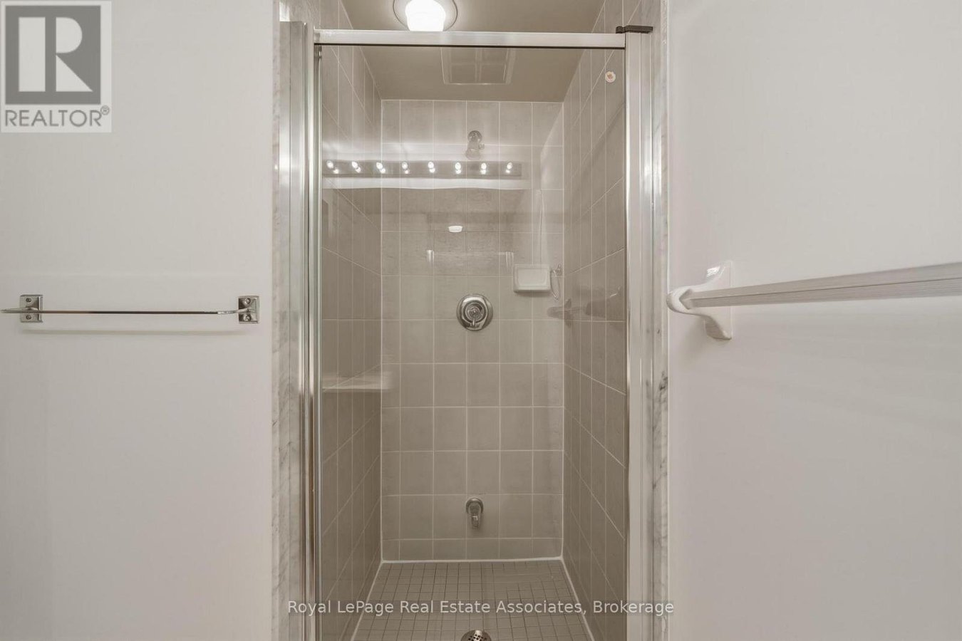 1202 - 55 STRATHAVEN DRIVE - Photo 23