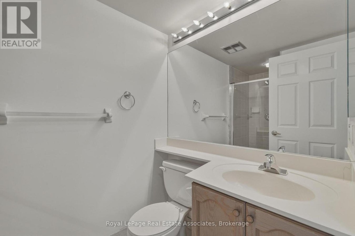 1202 - 55 STRATHAVEN DRIVE - Photo 24