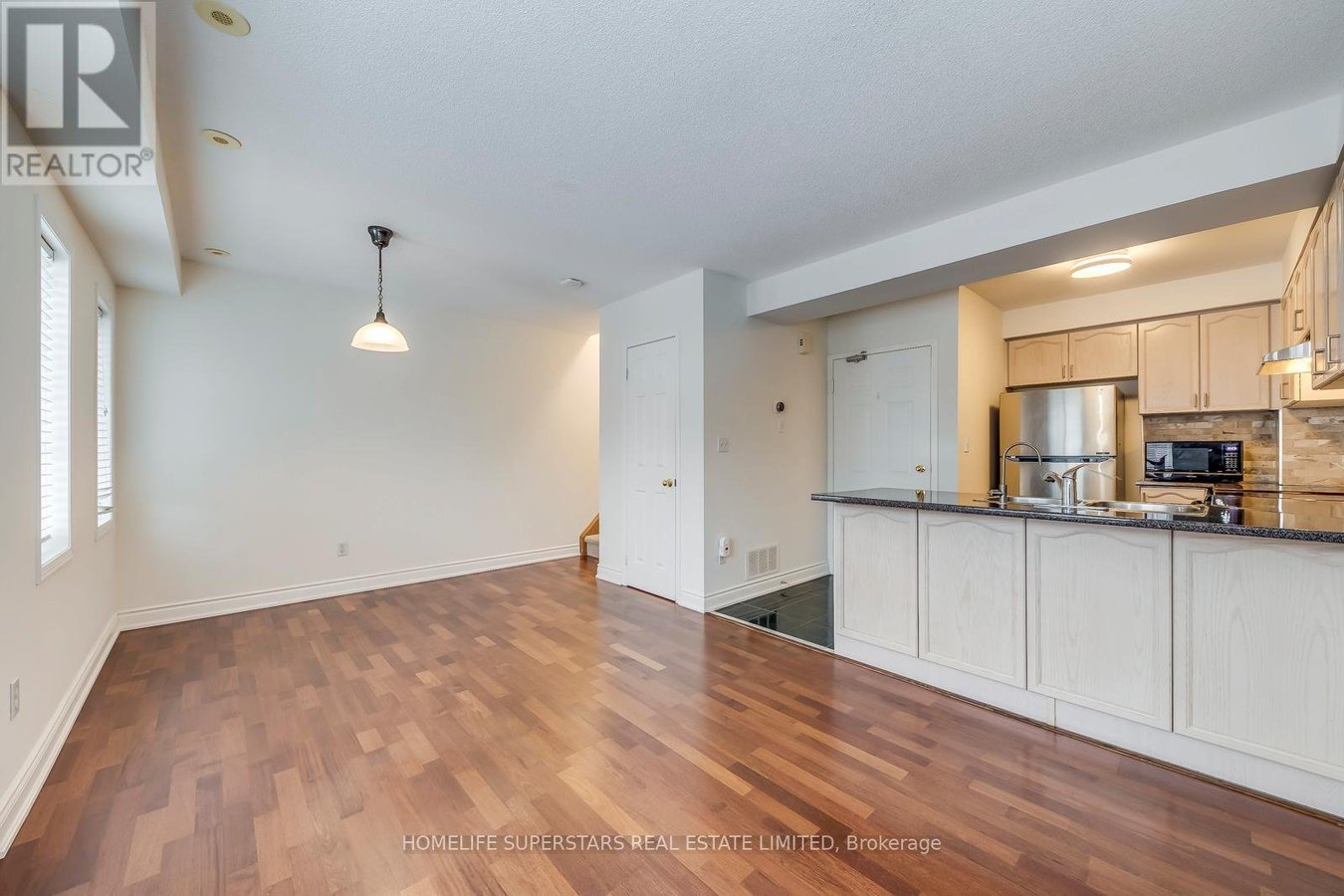 UNIT 11 - 605 SHORELINE DRIVE - Photo 9