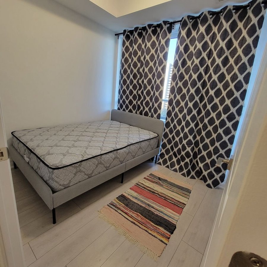 30 Elm Drive West - Photo 4