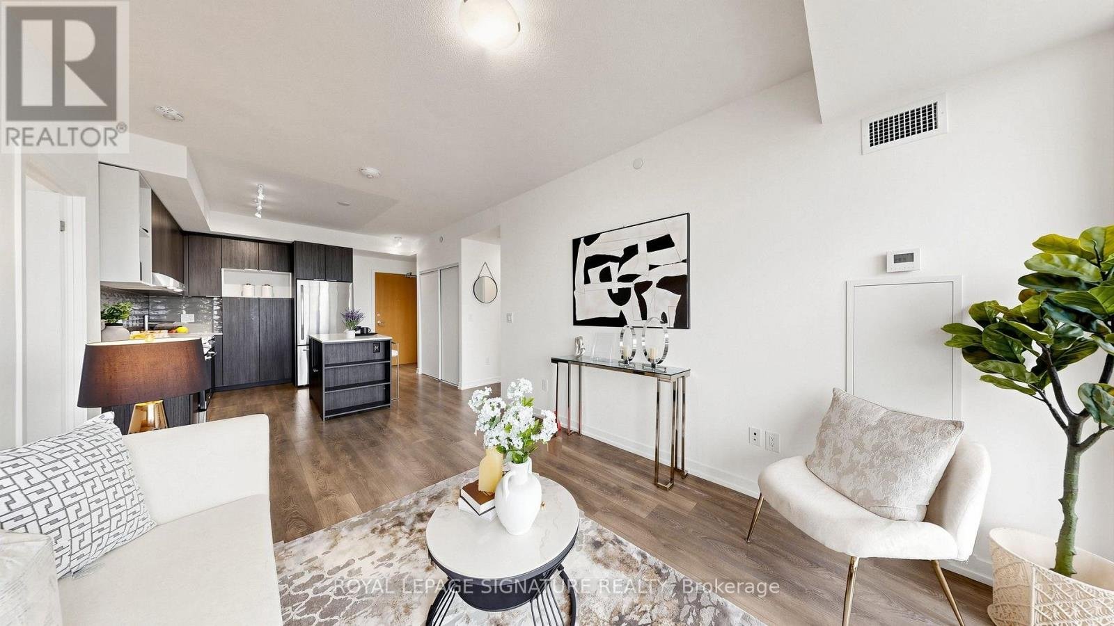 1710 - 2520 EGLINTON AVENUE W - Photo 8