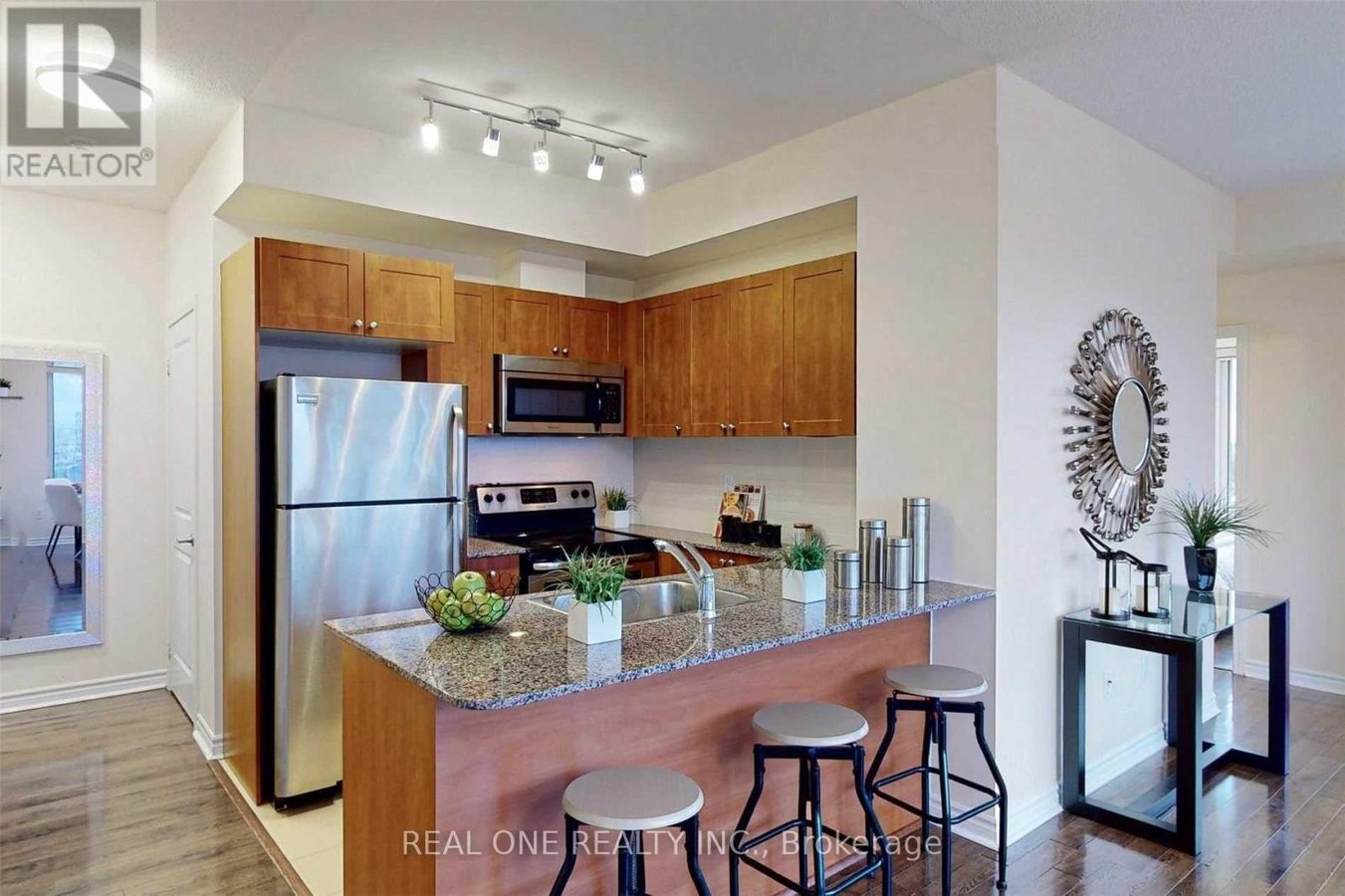 1311 - 385 PRINCE OF WALES DRIVE - Photo 5