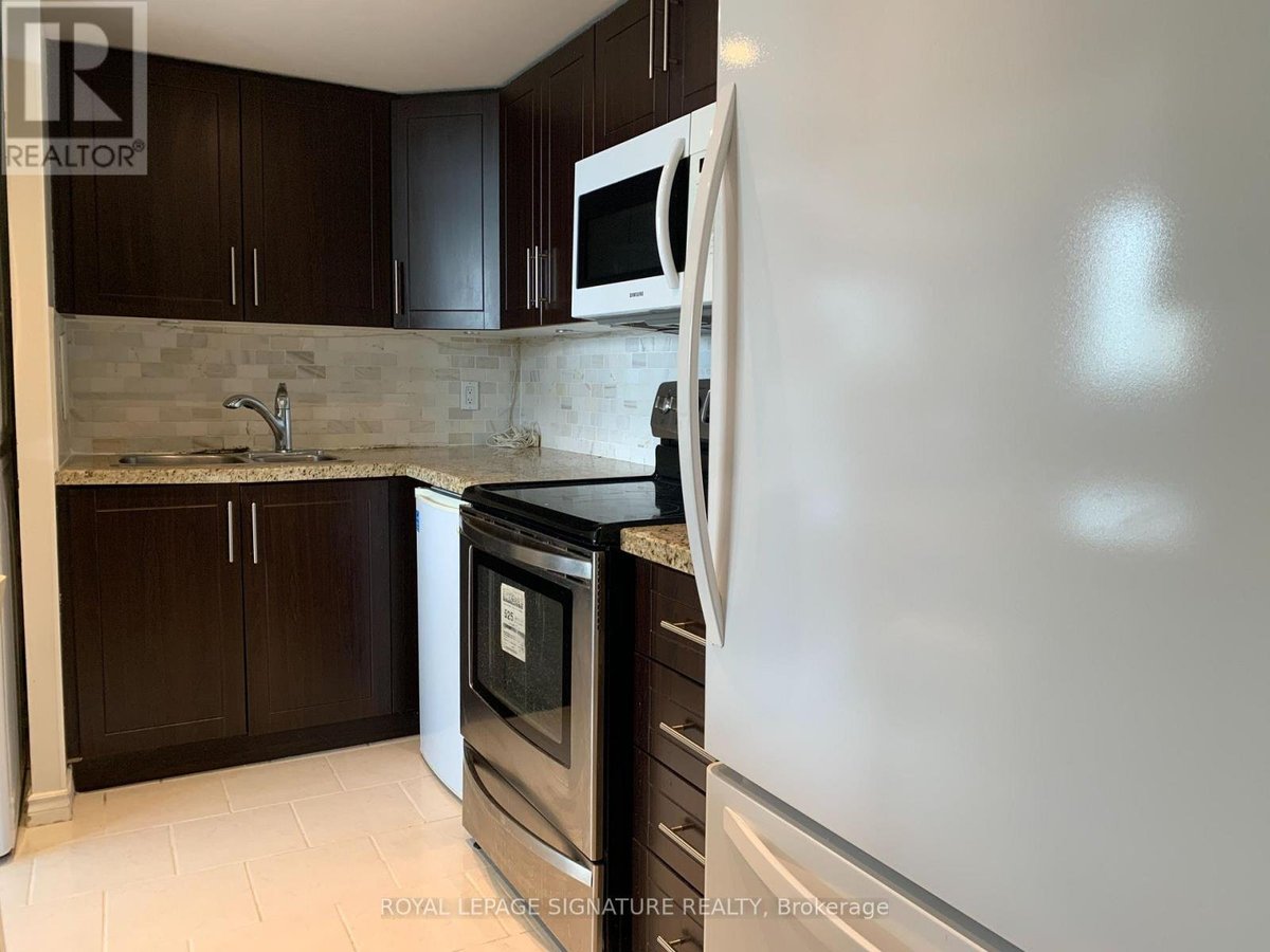 1107 - 3695 KANEFF CRESCENT - Photo 3